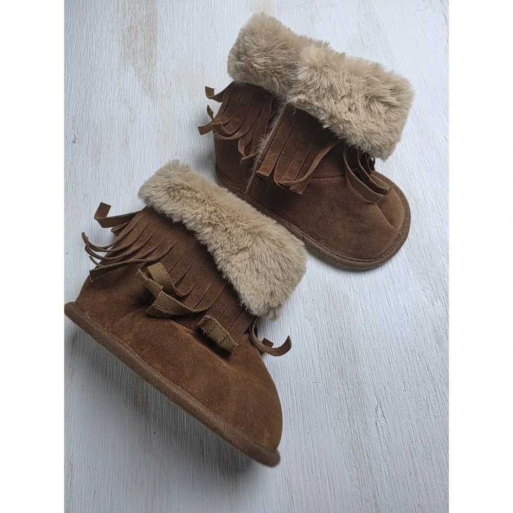 Baby Suede Moccasins Brown with Fringe Measures Size 5